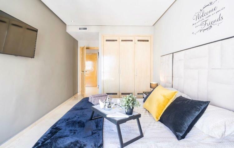 Luxurious&Elegant Flat Apartment คาซาบลังกา ภายนอก รูปภาพ